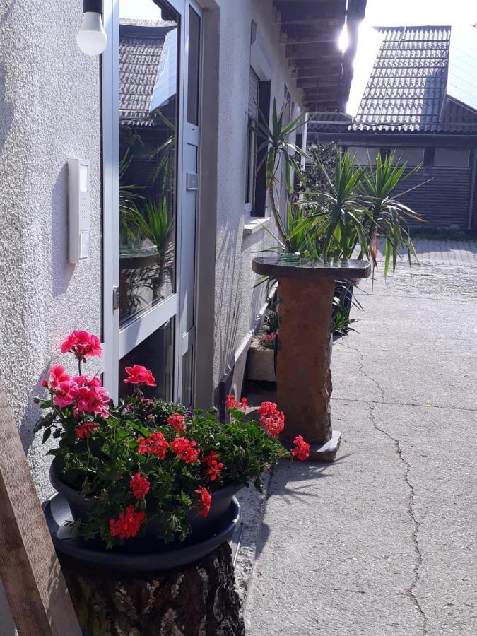 Gaestehaus Gl Ellwangen Kültér fotó